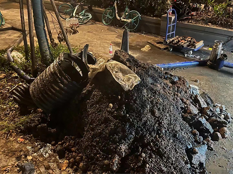 垦利本地下水道疏通师傅,不通不收费【距您500米】